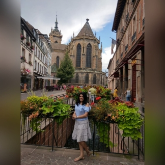 Colmar, France : Walking through the winding lanes of this quaint town